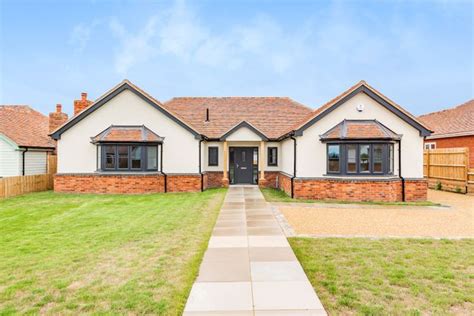 bungalows for sale in burnham on crouch Detached Bungalow 3 1